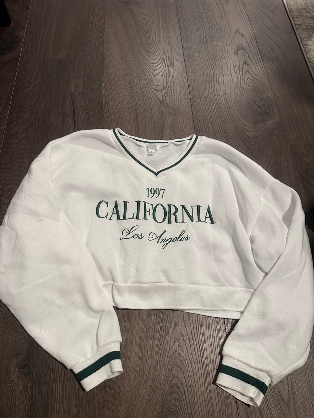 California Los Angeles Cropped V-Neck Sweatshirt - White/Green